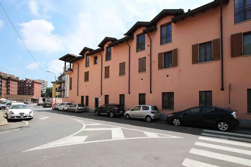 Appartamento Con Giardino Vicino A San Siro Milánó Apartman