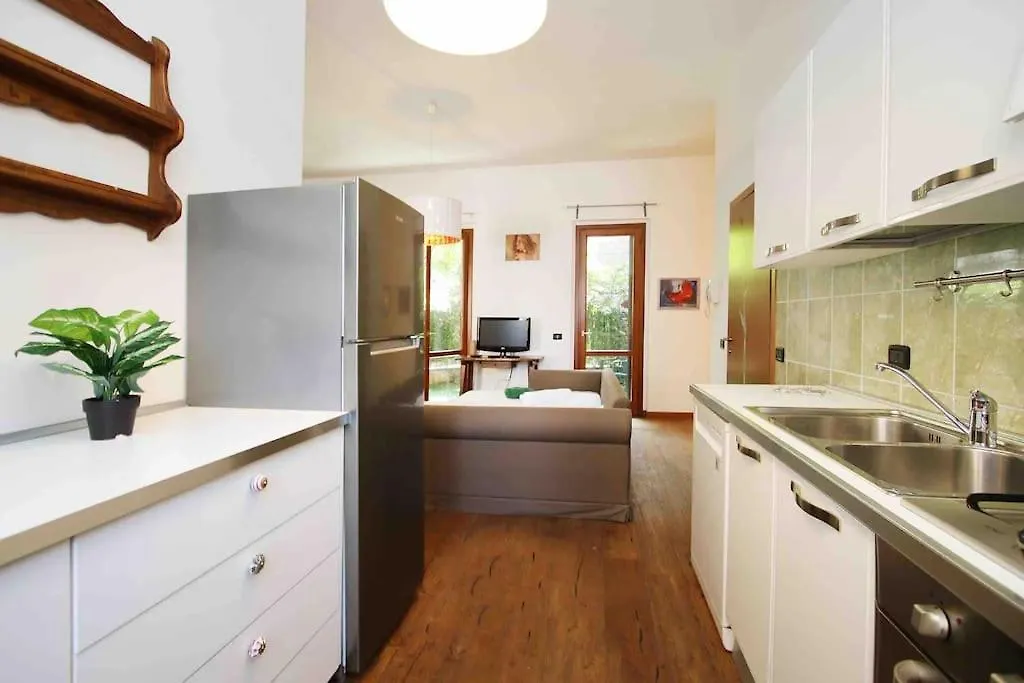 Appartamento Con Giardino Vicino A San Siro Milano 0*,